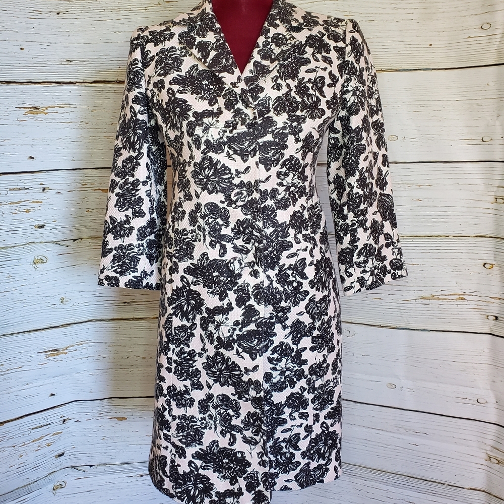 Ann Taylor Loft linen and silk blend coat size 0
